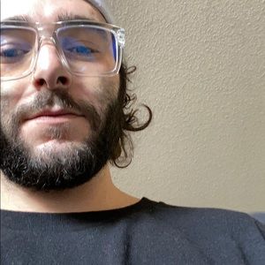 Meet your Posher, Quinn